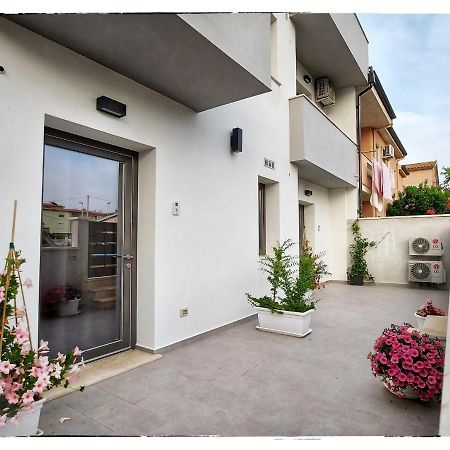16Miglia Hotel ลากาเลตตา ภายนอก รูปภาพ